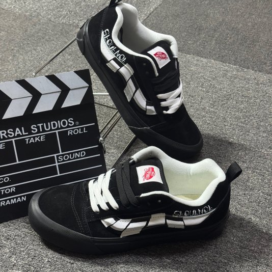 [ CUSTOM ] Knu Skool Striped Path Black/True White